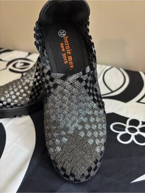 Bernie Mev. Metallic and Black Woven Wedges